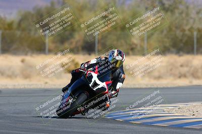 media/Jan-09-2022-SoCal Trackdays (Sun) [[2b1fec8404]]/Turn 6 (1035am)/